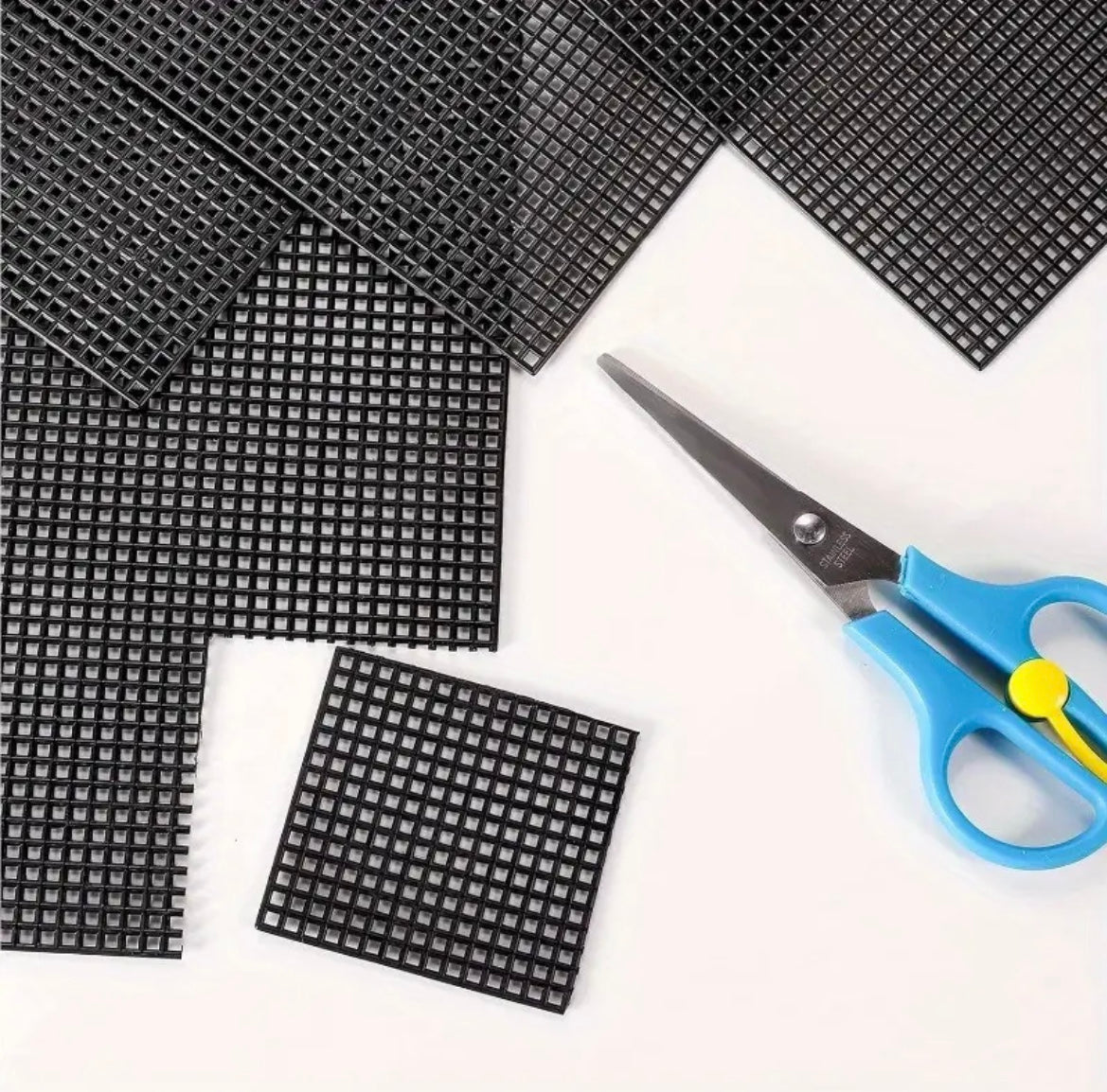 10 pcs Plastic Mesh Canvas Sheets, 16.5x23.62inch/ 42x60cm, 4mm Aperture, Yarn Crafting Knit Crochet Project