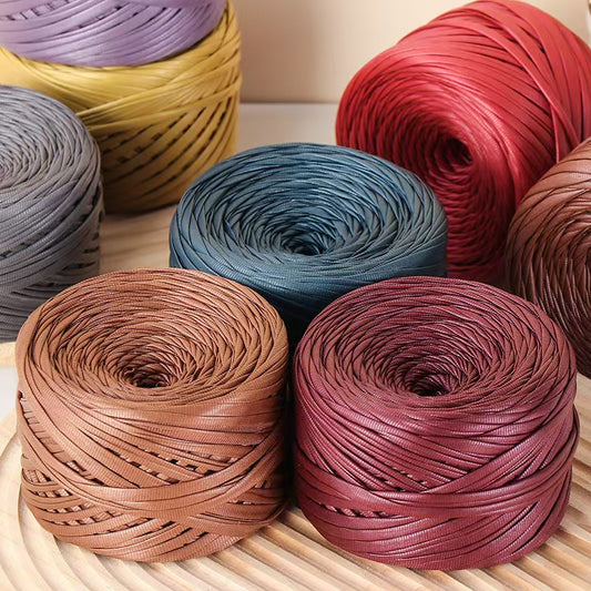 Matte Leather-look Yarn 200g/7.05 ounces